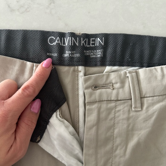 Calvin Klein Men's Khaki Chinos - Picture 4 of 4